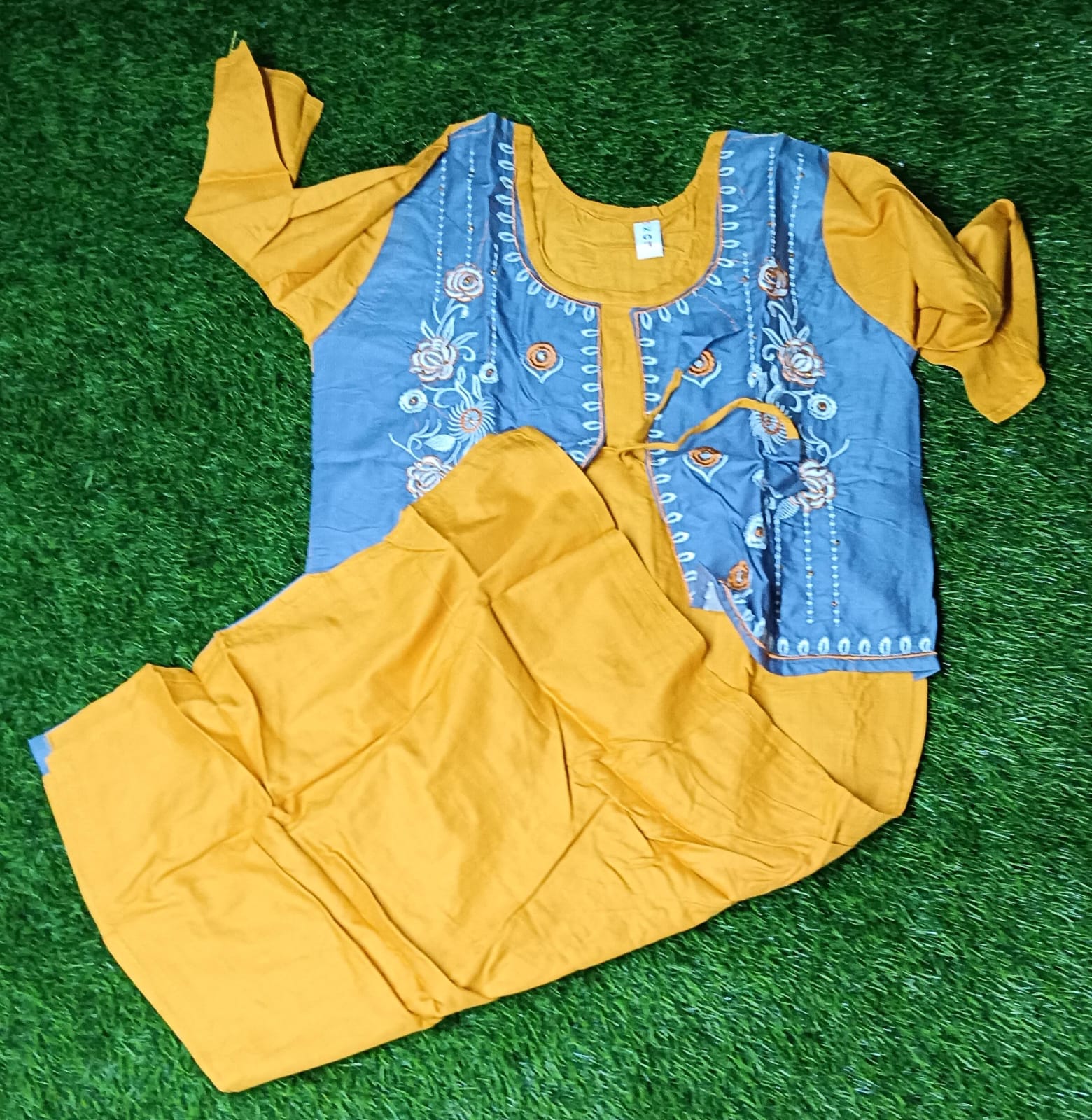 KURTI